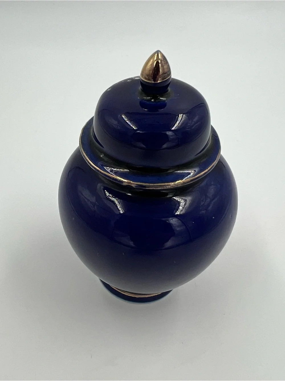Vintage Sato Gordon Japan Kutani Cobalt Blue Ginger Jar Rickshaw & Flowers 4.5”